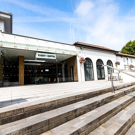 Crowne Plaza Gerrards Cross By Ihg Hotell Beaconsfield Eksteriør bilde