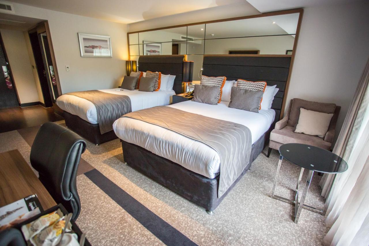 Crowne Plaza Gerrards Cross By Ihg Hotell Beaconsfield Eksteriør bilde