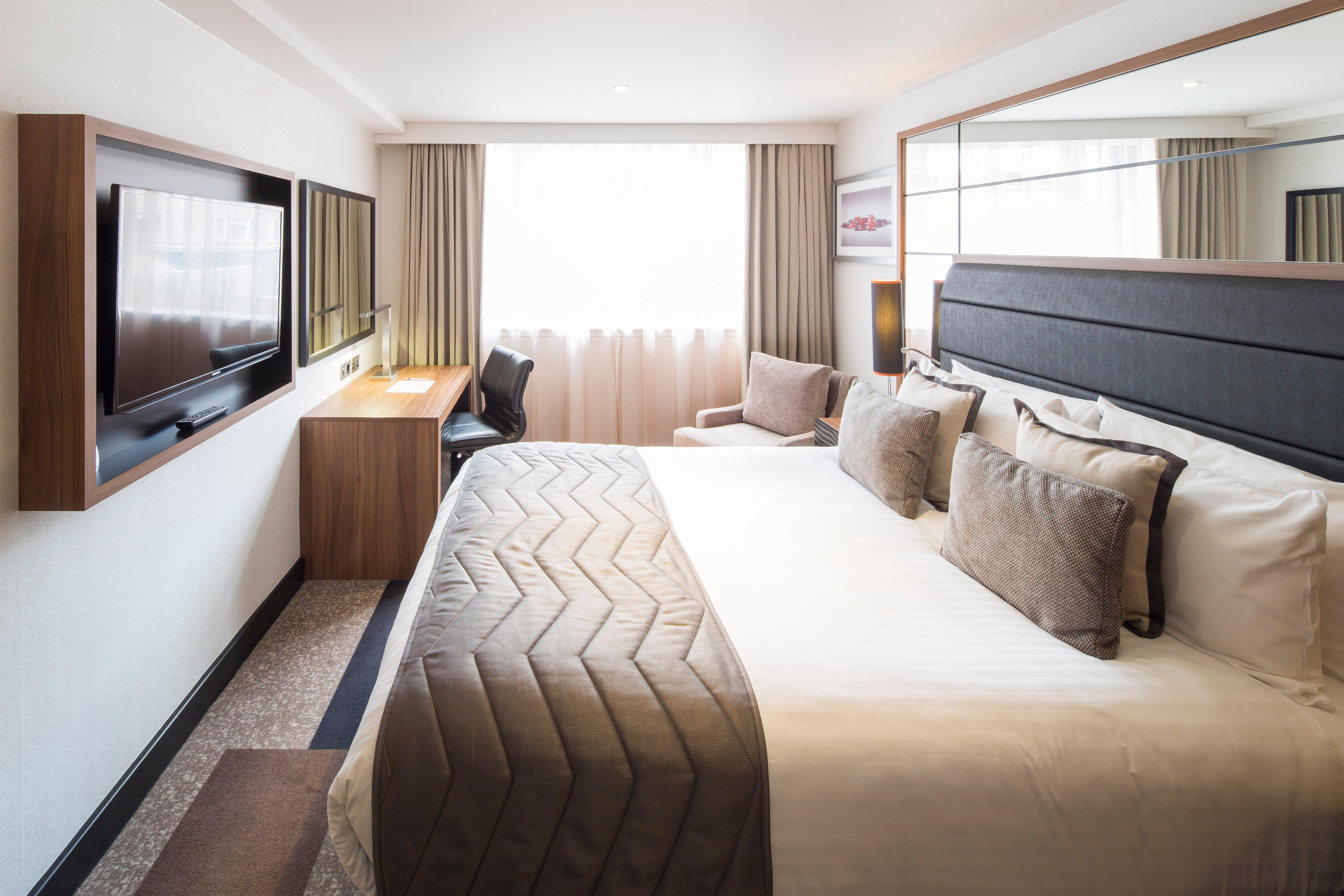 Crowne Plaza Gerrards Cross By Ihg Hotell Beaconsfield Eksteriør bilde