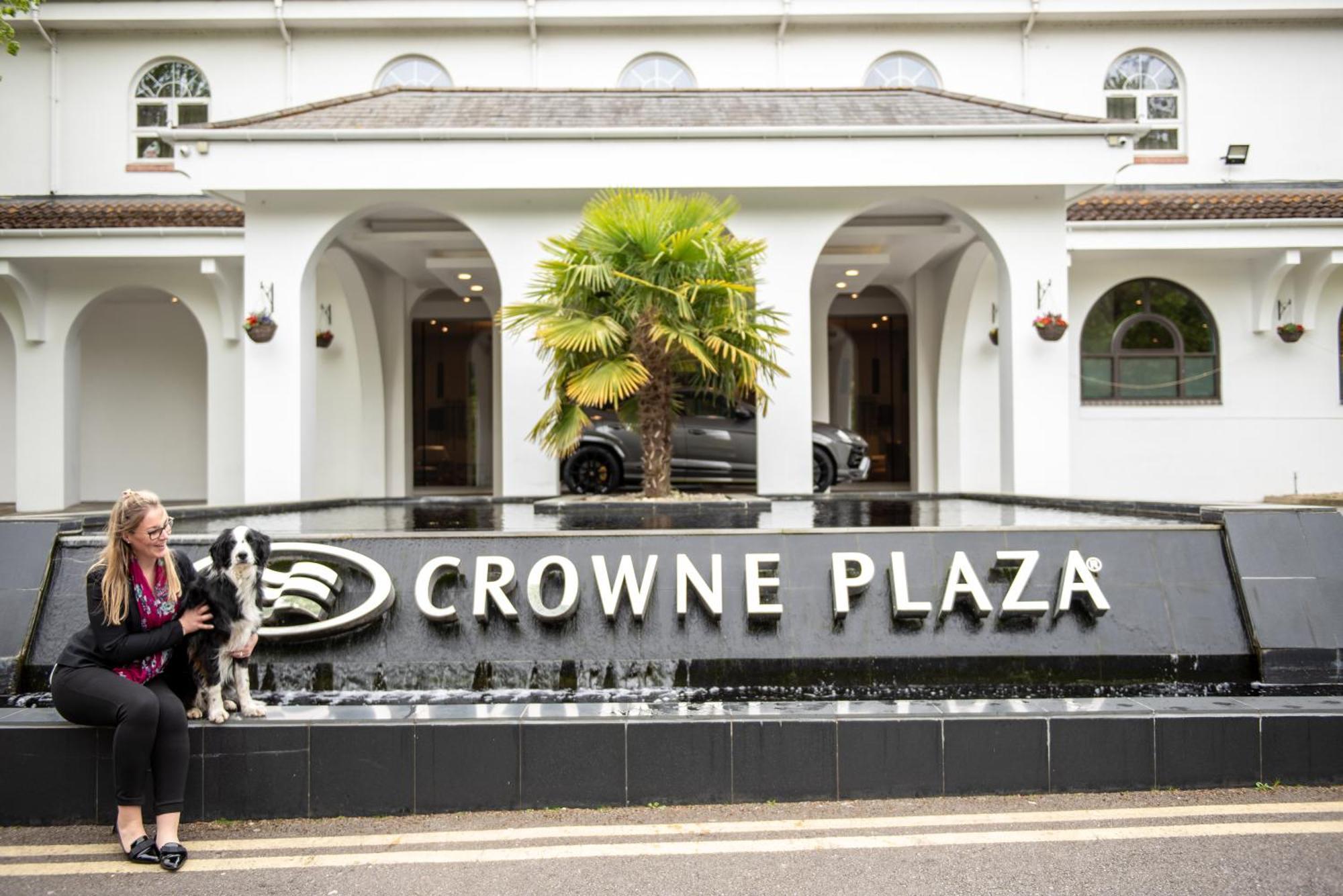 Crowne Plaza Gerrards Cross, An Ihg Hotel Beaconsfield Eksteriør bilde