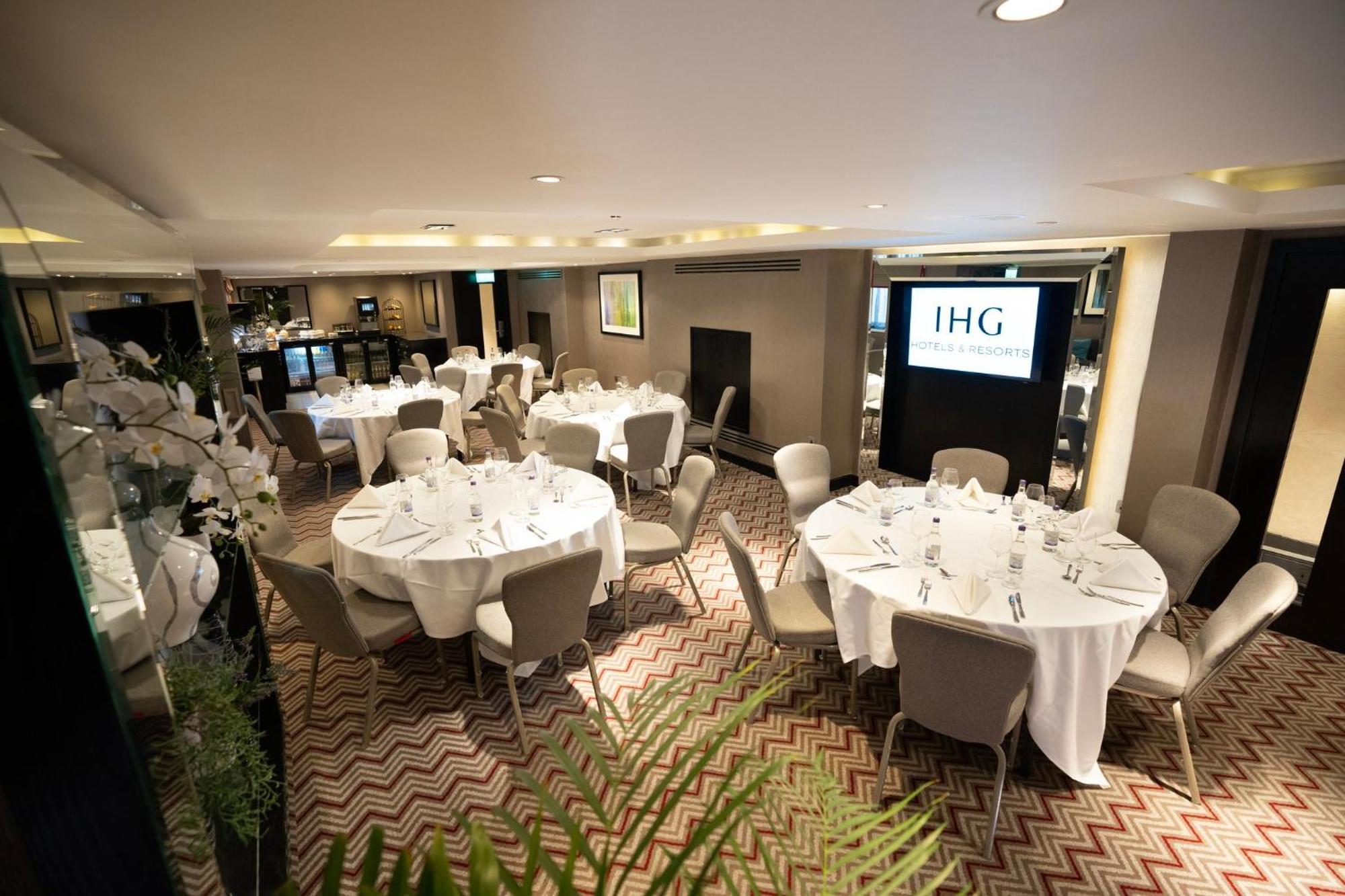 Crowne Plaza Gerrards Cross By Ihg Hotell Beaconsfield Eksteriør bilde