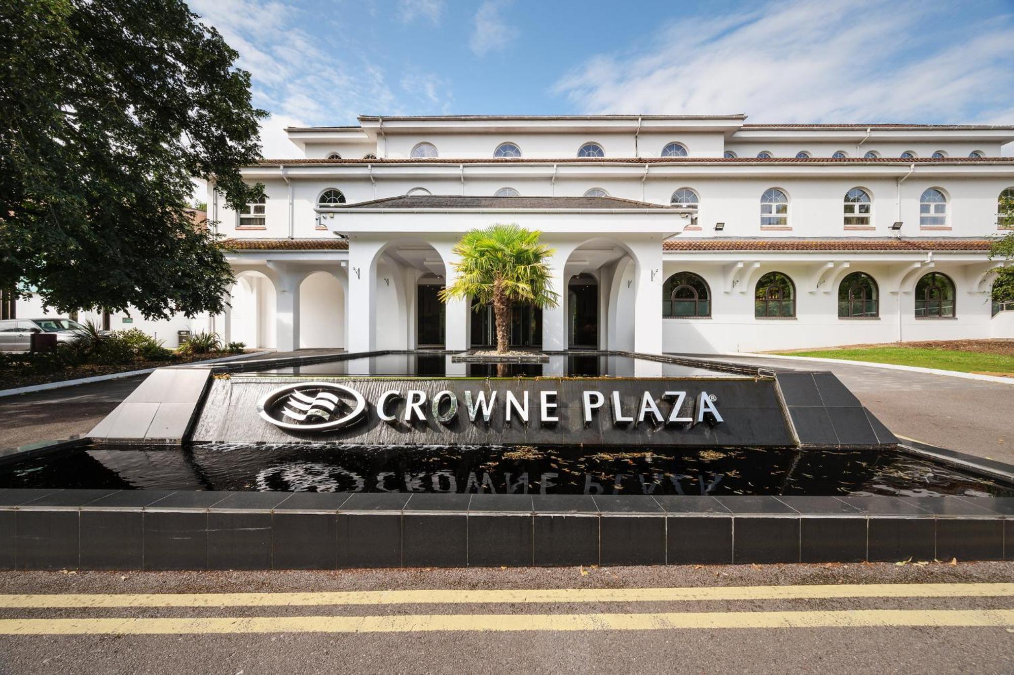 Crowne Plaza Gerrards Cross By Ihg Hotell Beaconsfield Eksteriør bilde