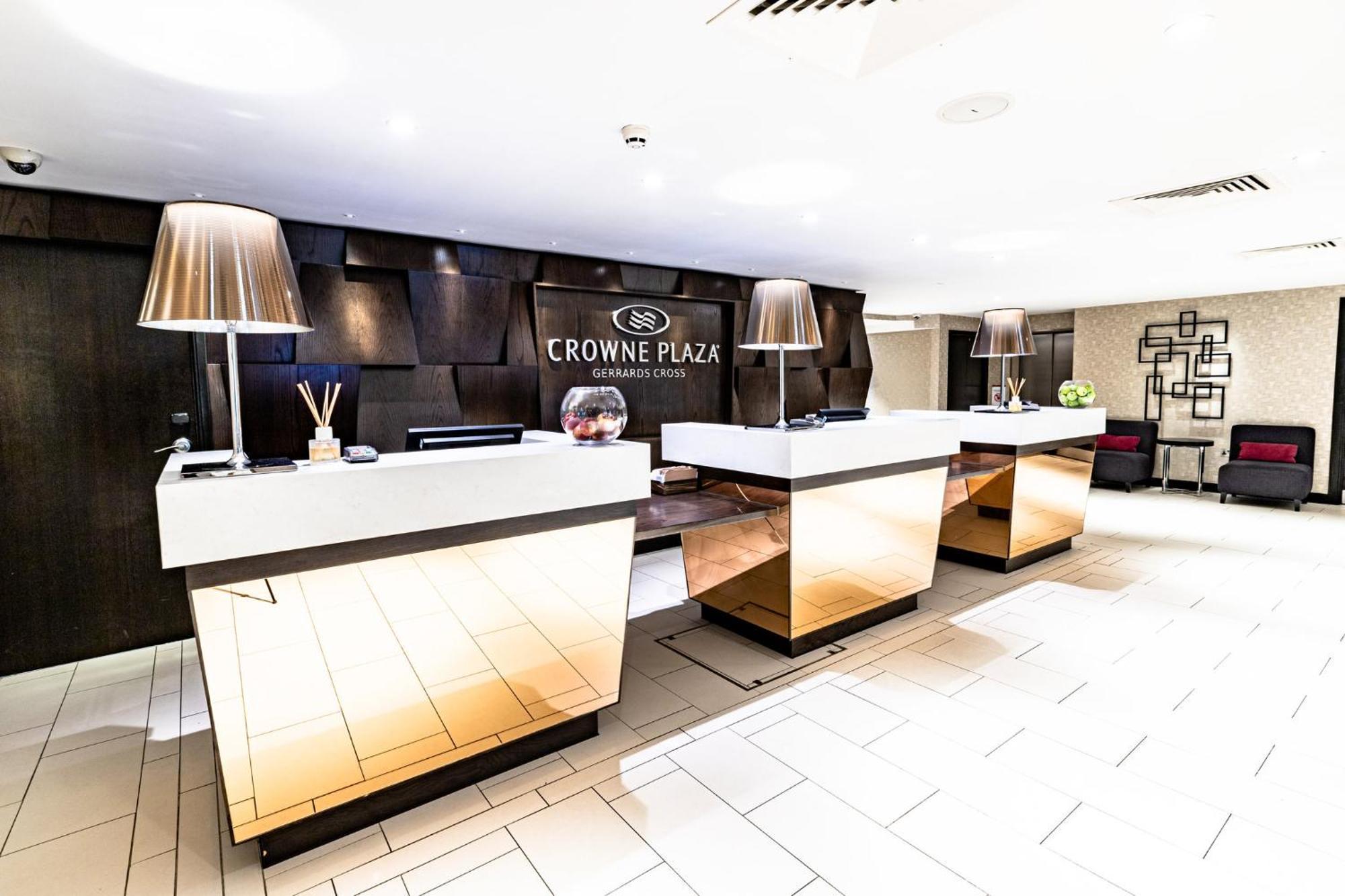 Crowne Plaza Gerrards Cross By Ihg Hotell Beaconsfield Eksteriør bilde