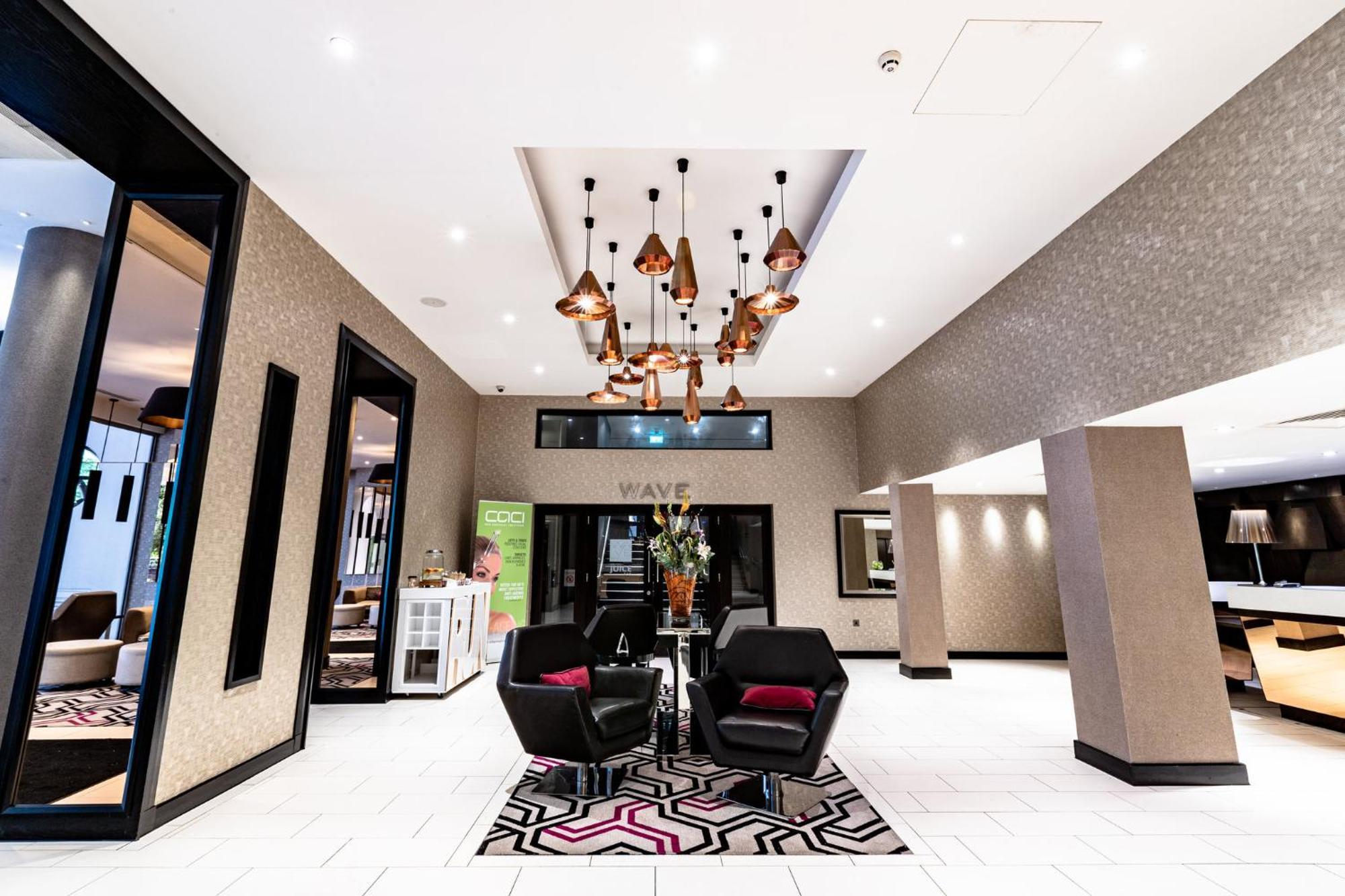 Crowne Plaza Gerrards Cross By Ihg Hotell Beaconsfield Eksteriør bilde